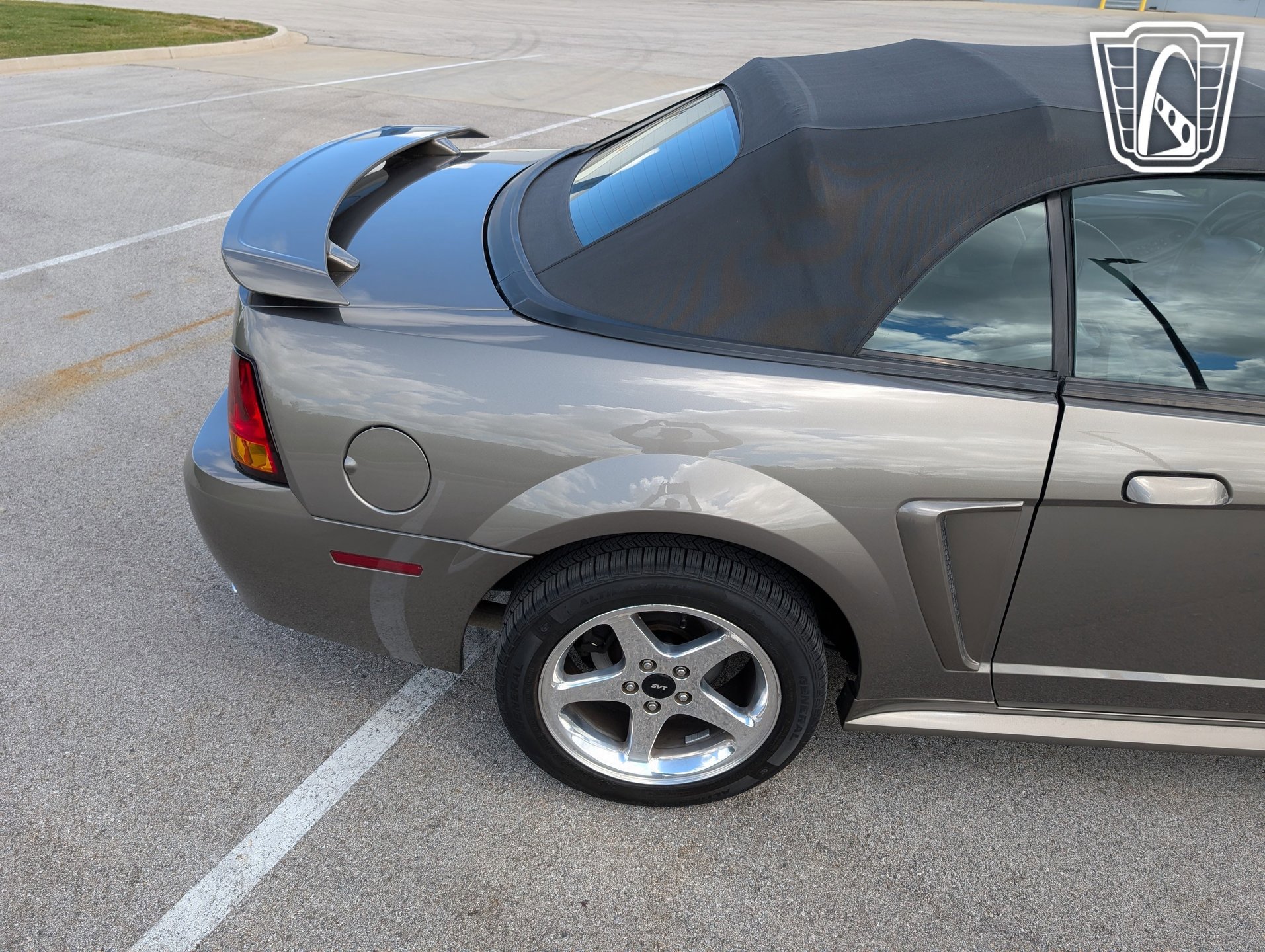 Used 2001 Ford Mustang Cobra image 35