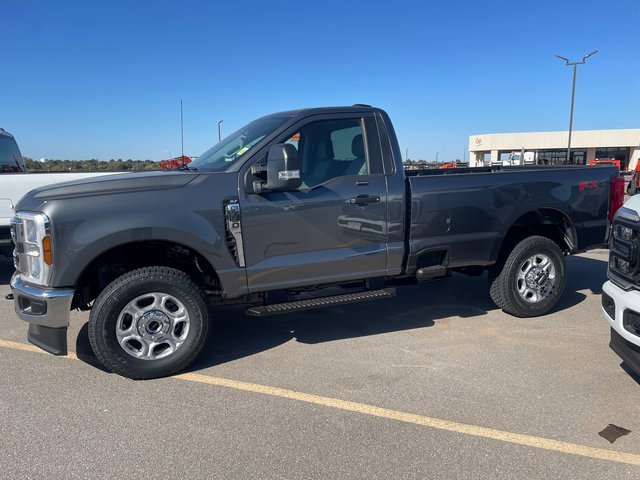 New 2026 Ford F350 XLT w/ FX4 Off-Road Package image 5