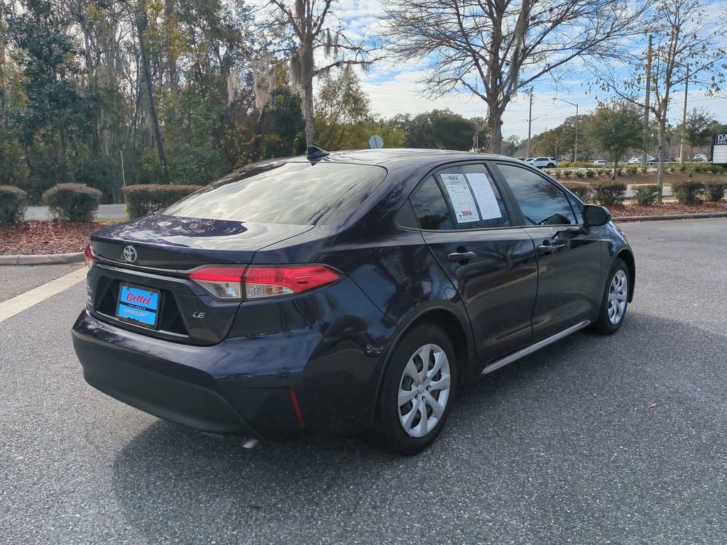 Used 2023 Toyota Corolla LE image 6