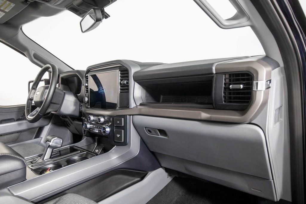 Used 2025 Ford F150 Lightning XLT image 15