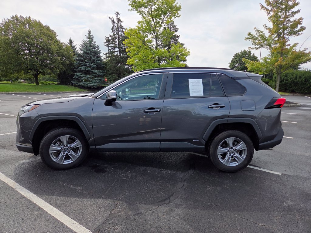 Used 2023 Toyota RAV4 XLE AWD/4WD image 19