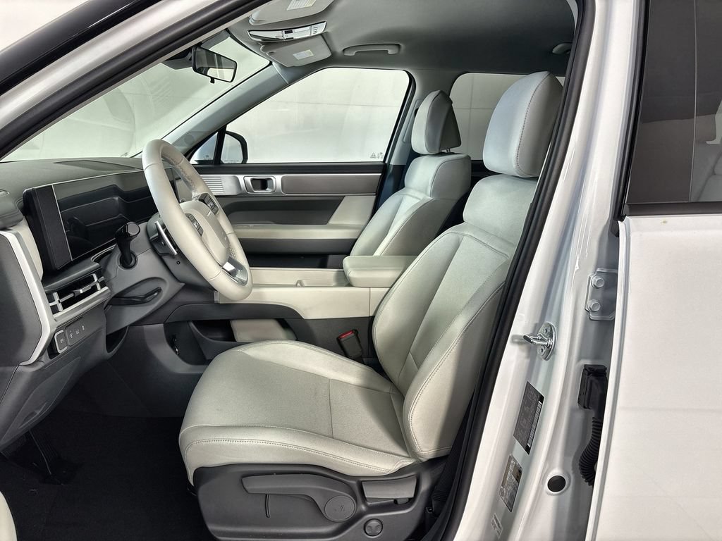 New 2026 Hyundai Santa Fe SE FWD image 13