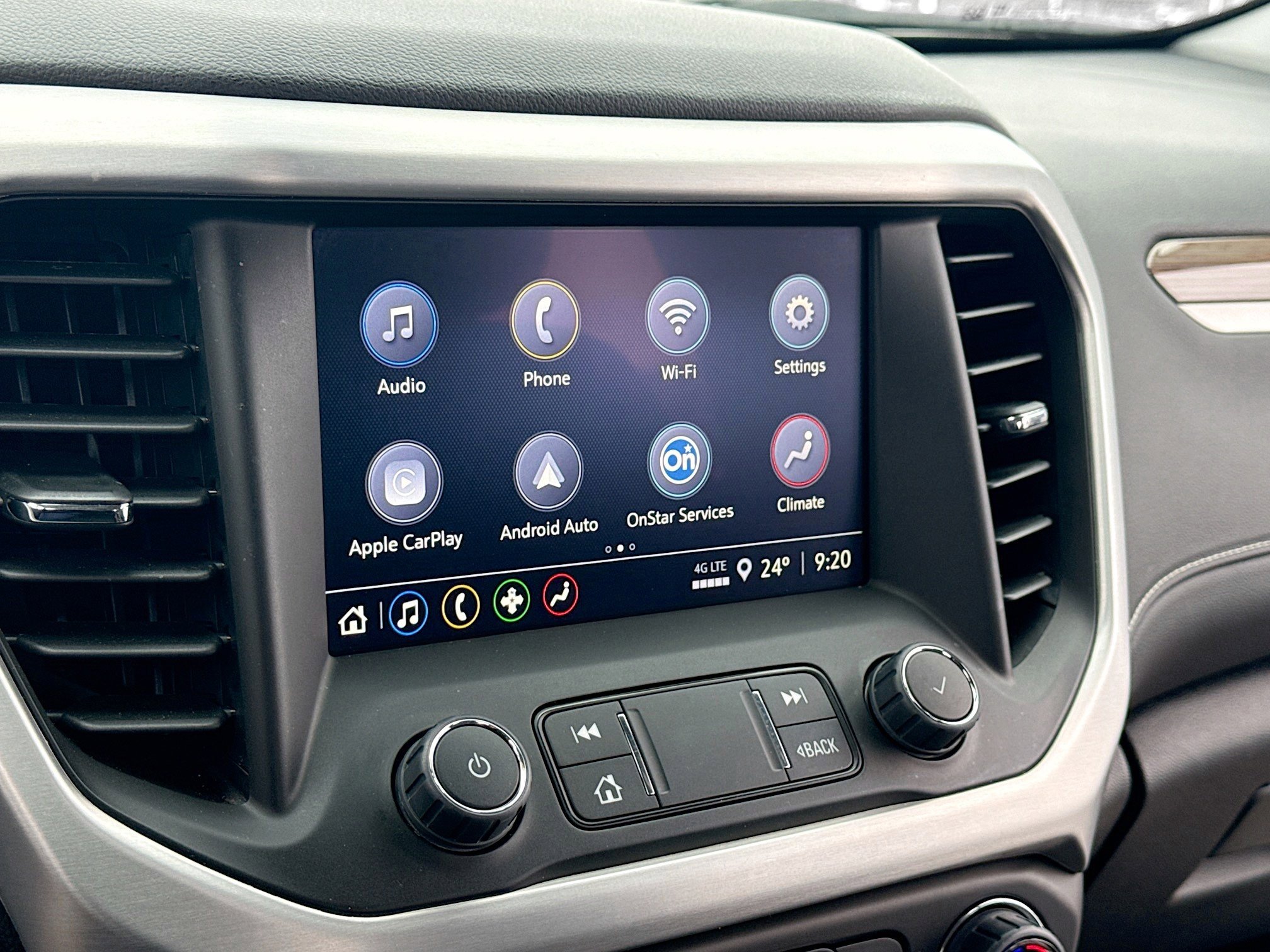 Used 2023 GMC Acadia SLE w/ Driver Convenience Package image 11