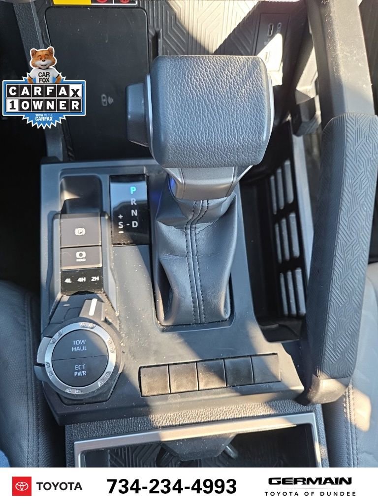 Used 2025 Toyota Tacoma SR5 AWD/4WD image 28