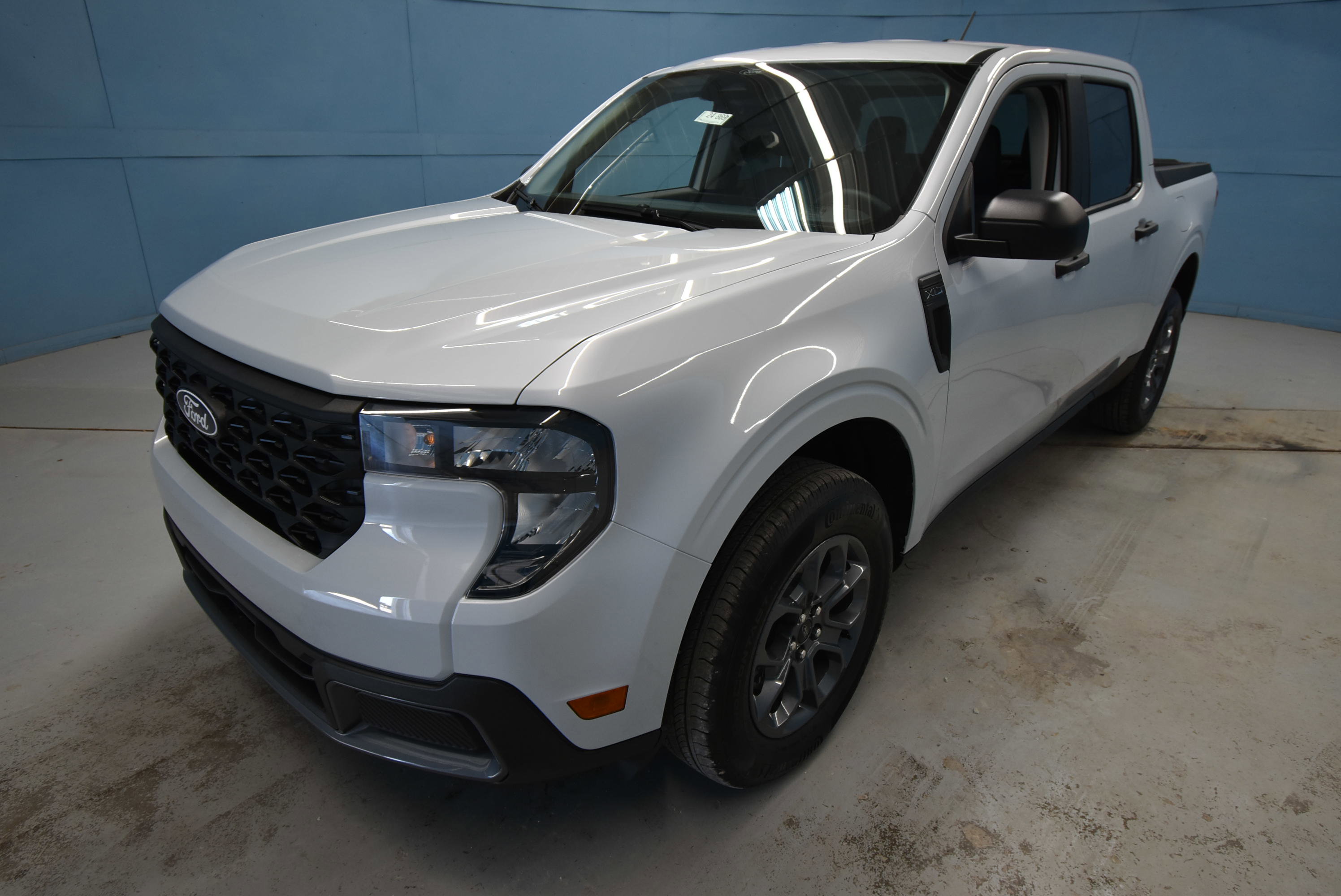 New 2026 Ford Maverick XLT w/ Equipment Group 301A AWD/4WD image 24