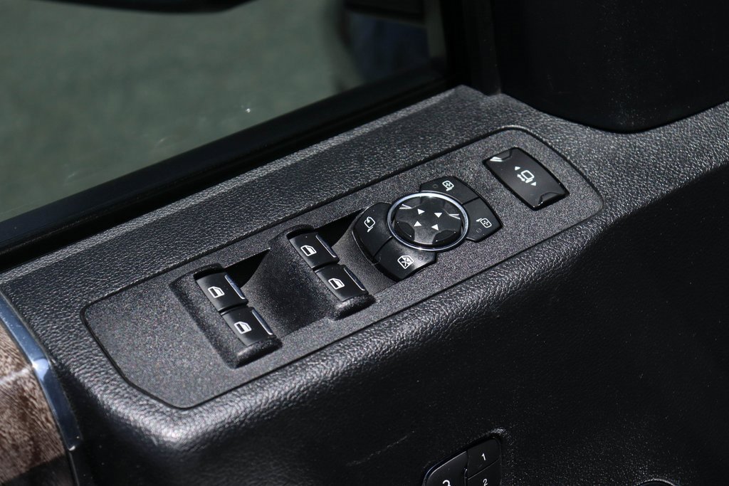 Used 2019 Ford F450 Lariat image 16