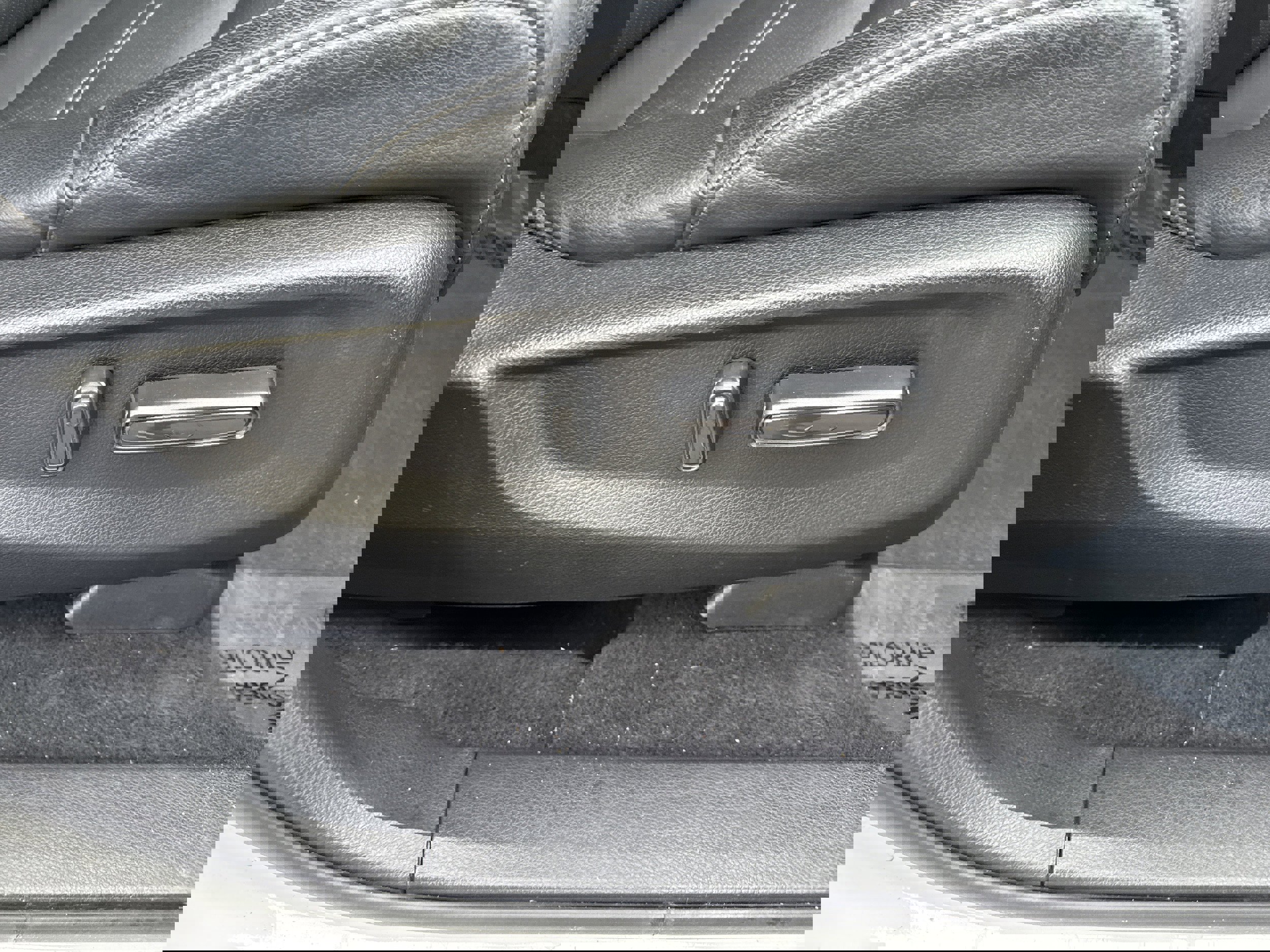 Used 2019 Honda CR-V EX-L image 16