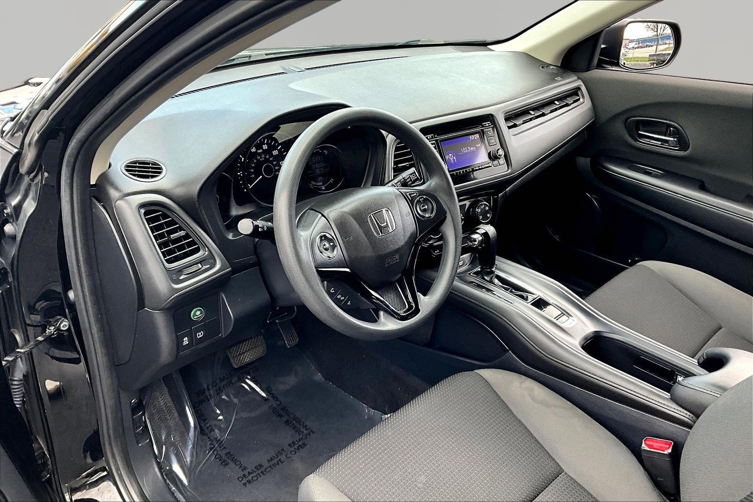 Used 2021 Honda HR-V LX image 16