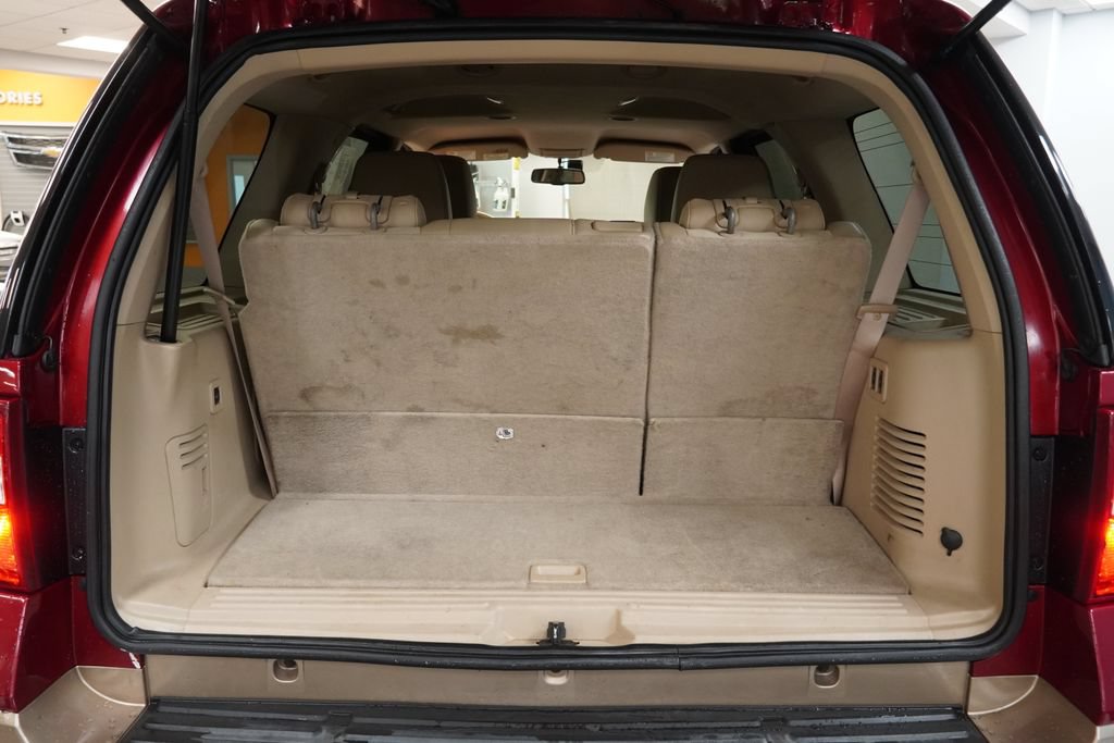 Used 2014 Ford Expedition XLT w/ Equipment Group 202A AWD/4WD image 11