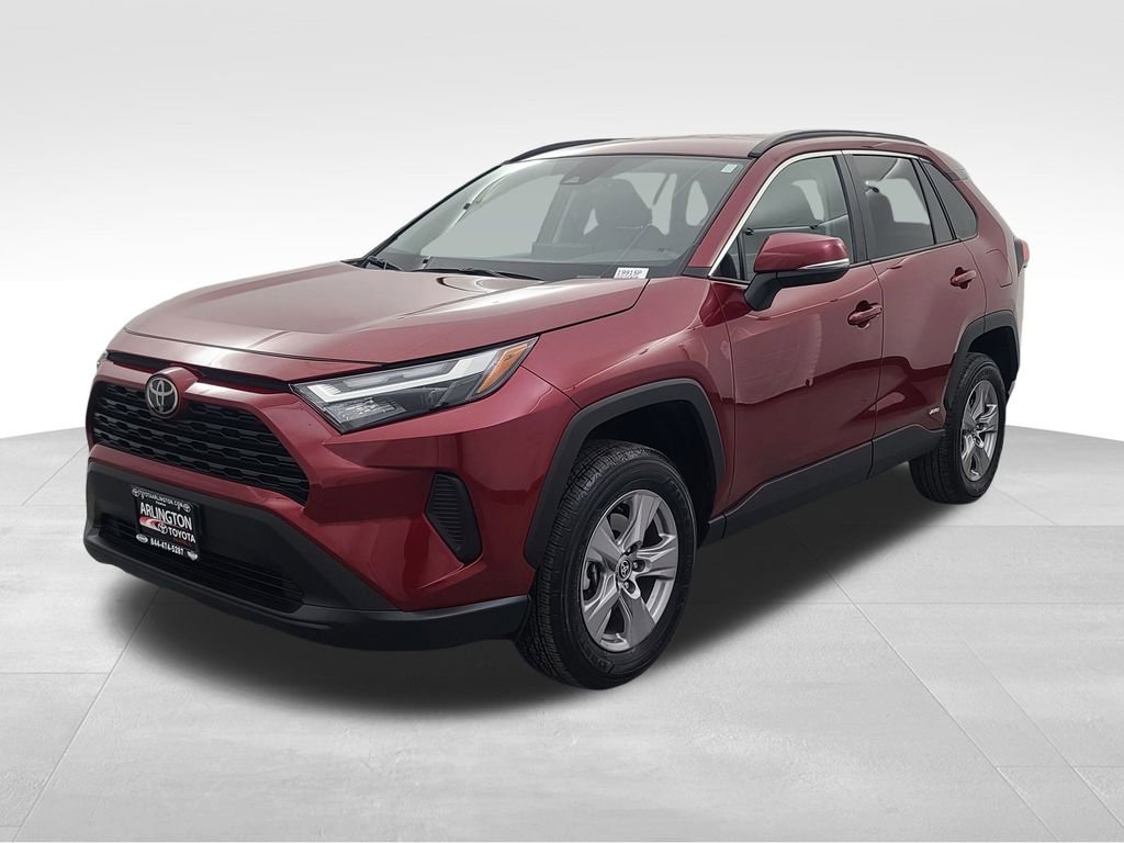 Used 2025 Toyota RAV4 XLE image 10