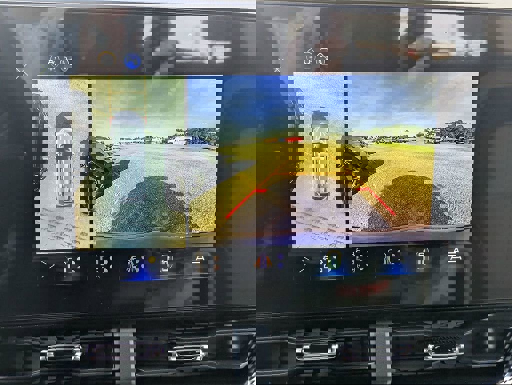 New 2026 Chevrolet Equinox ACTIV w/ Convenience Package III image 25