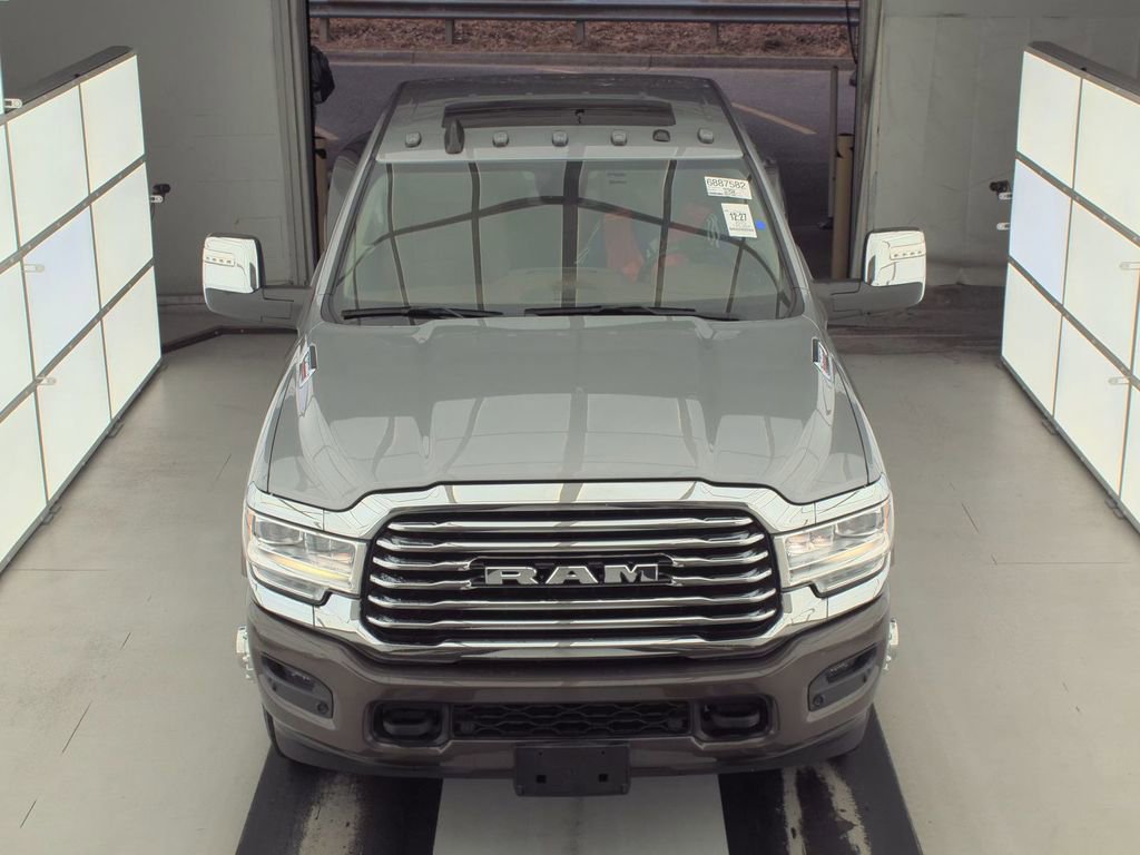 Used 2023 RAM 3500 Limited image 2