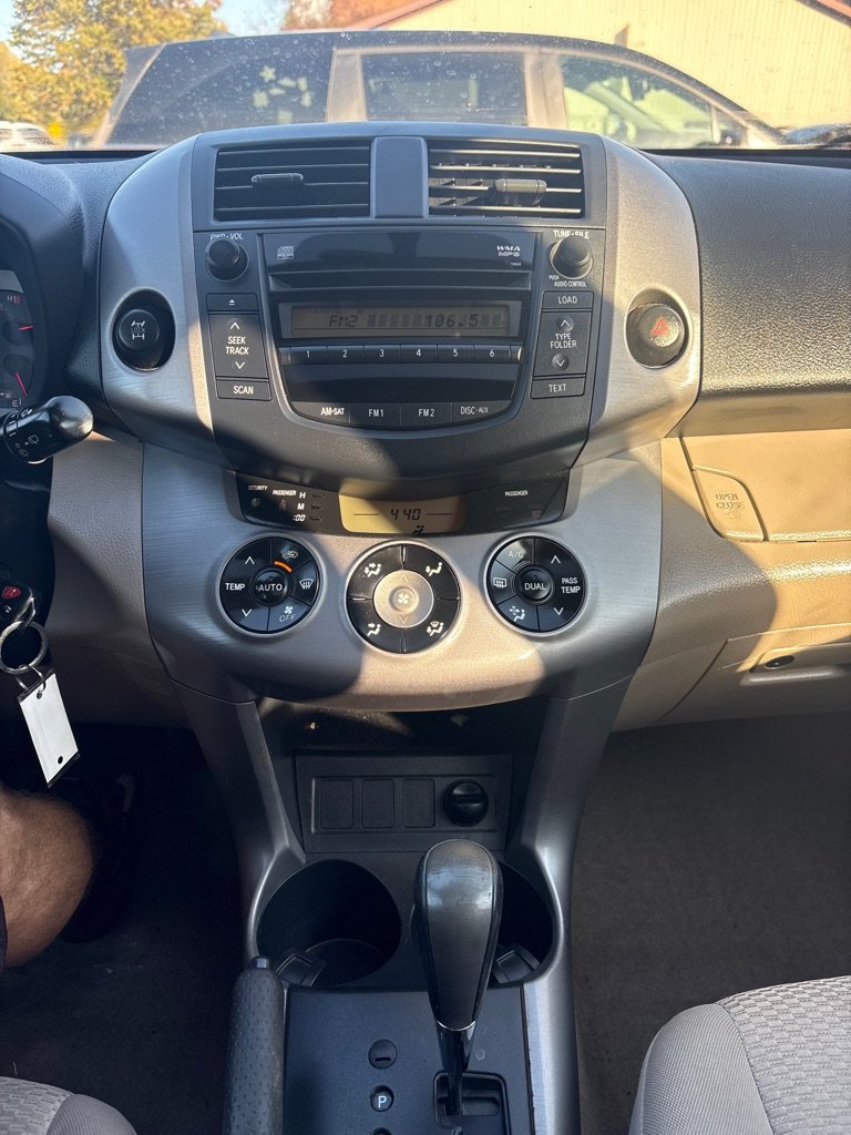 Used 2008 Toyota RAV4 Limited AWD/4WD image 14