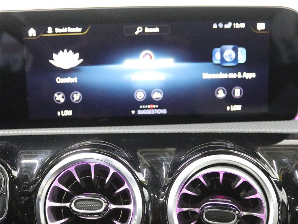 Used 2022 Mercedes-Benz CLA 35 AMG 4MATIC image 36