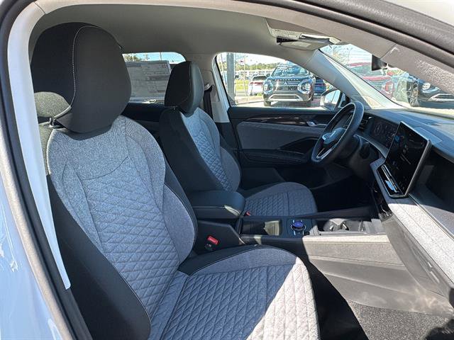 New 2026 Volkswagen Tiguan S FWD image 9