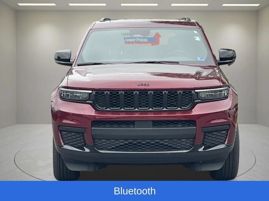 Used 2025 Jeep Grand Cherokee L Altitude AWD/4WD image 5