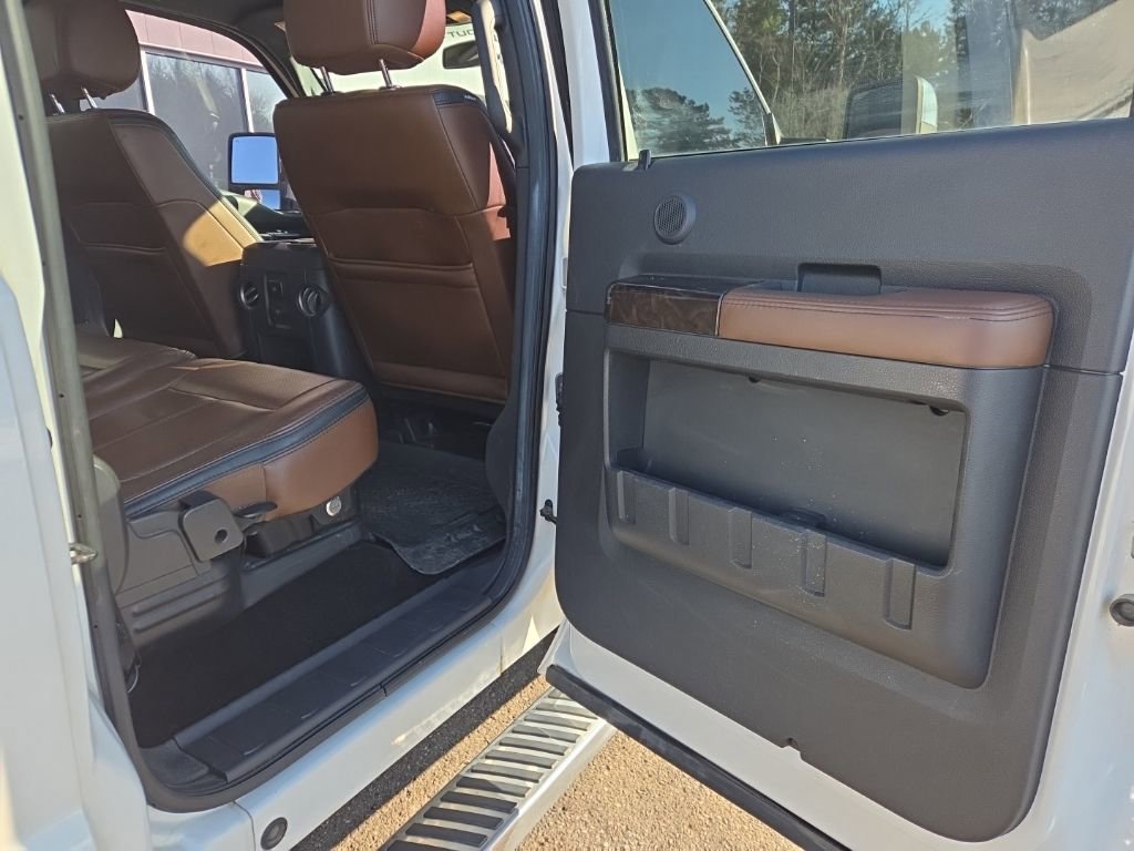 Used 2013 Ford F350 Platinum w/ FX4 Off Road Pkg image 27