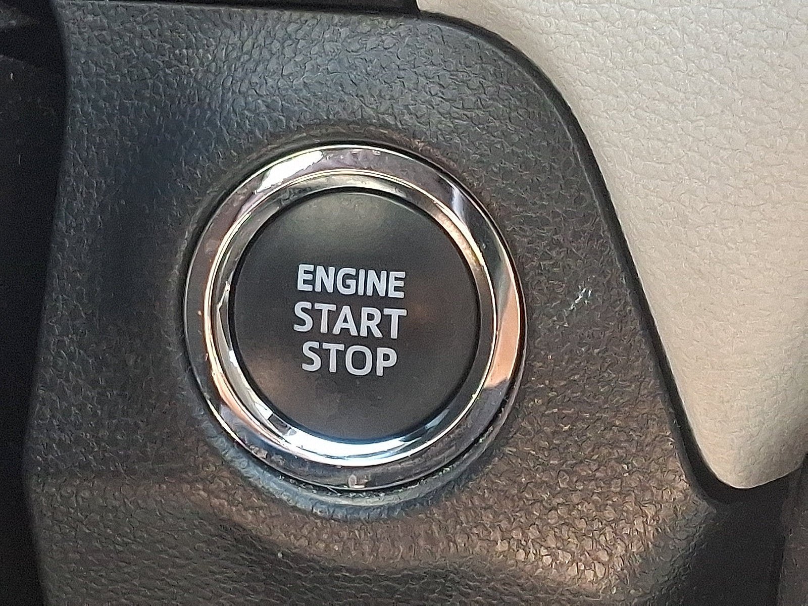 Used 2024 Toyota RAV4 XLE w/ Convenience Package FWD image 24