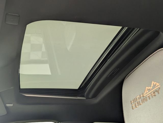 Certified 2024 Chevrolet Silverado 2500 High Country w/ High Country Premium Package image 13