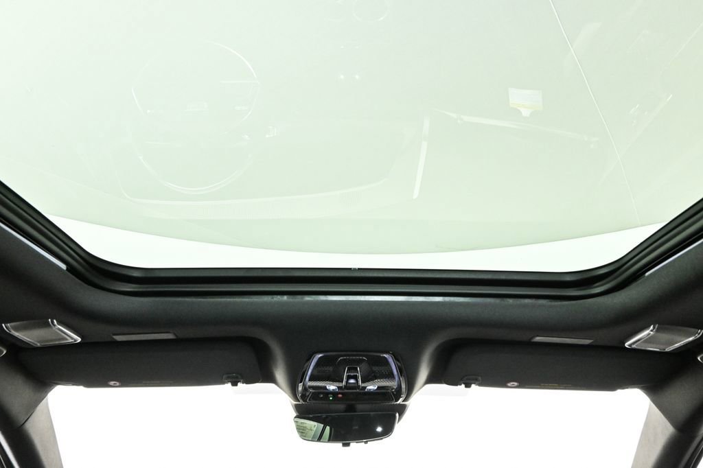 New 2026 Cadillac Vistiq Sport image 20