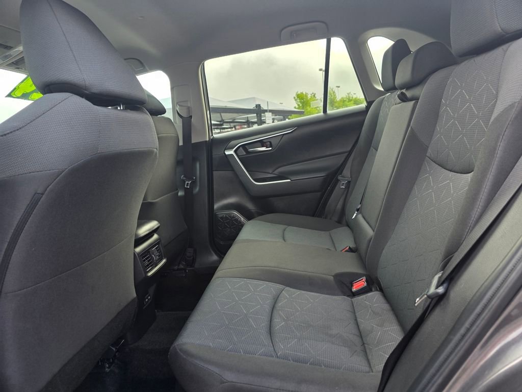 Used 2024 Toyota RAV4 XLE image 30