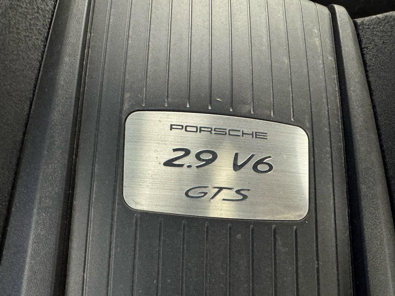 Used 2023 Porsche Macan GTS w/ GTS Sport Package image 24