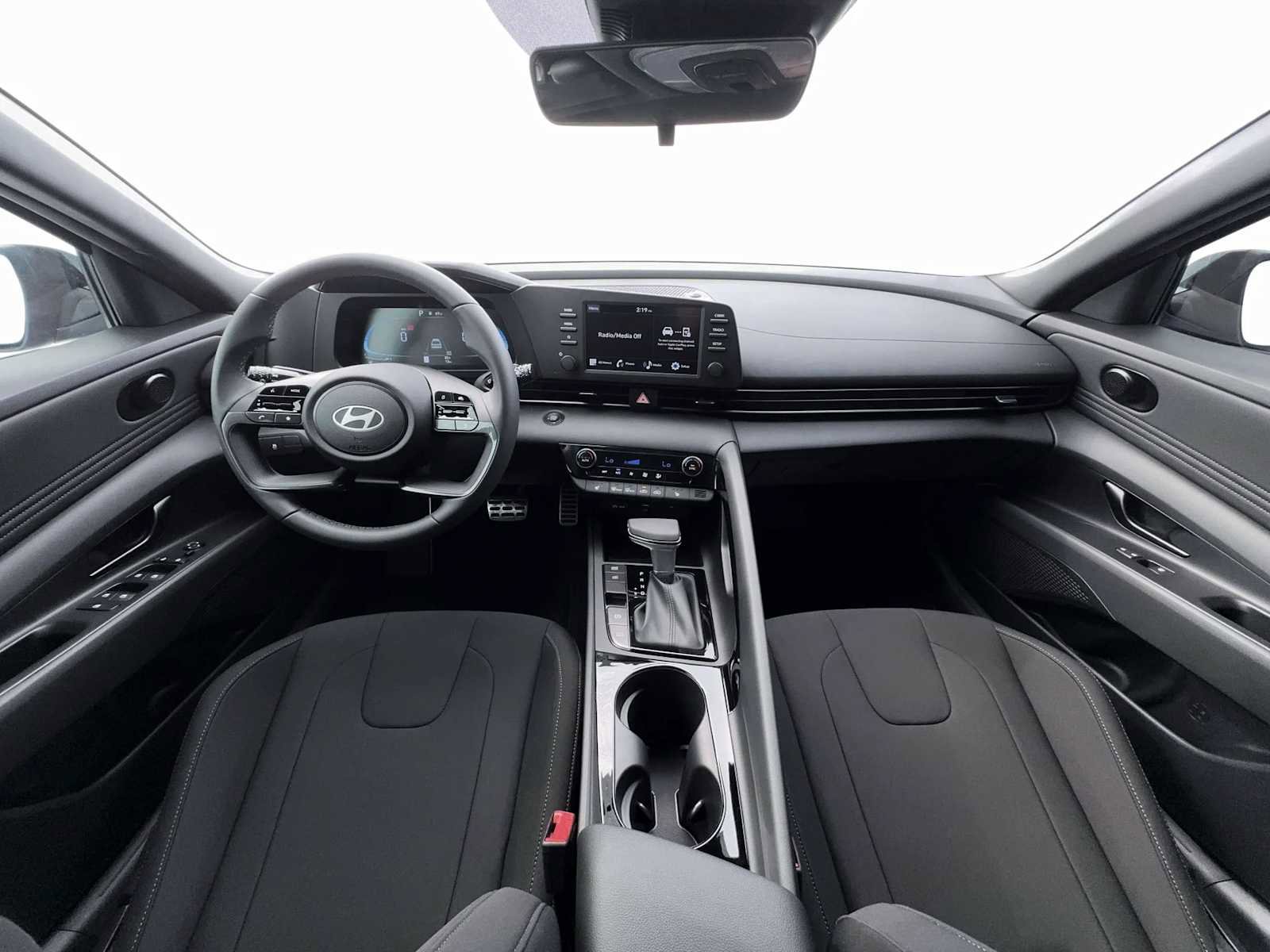 New 2026 Hyundai Elantra SEL Sport FWD image 13