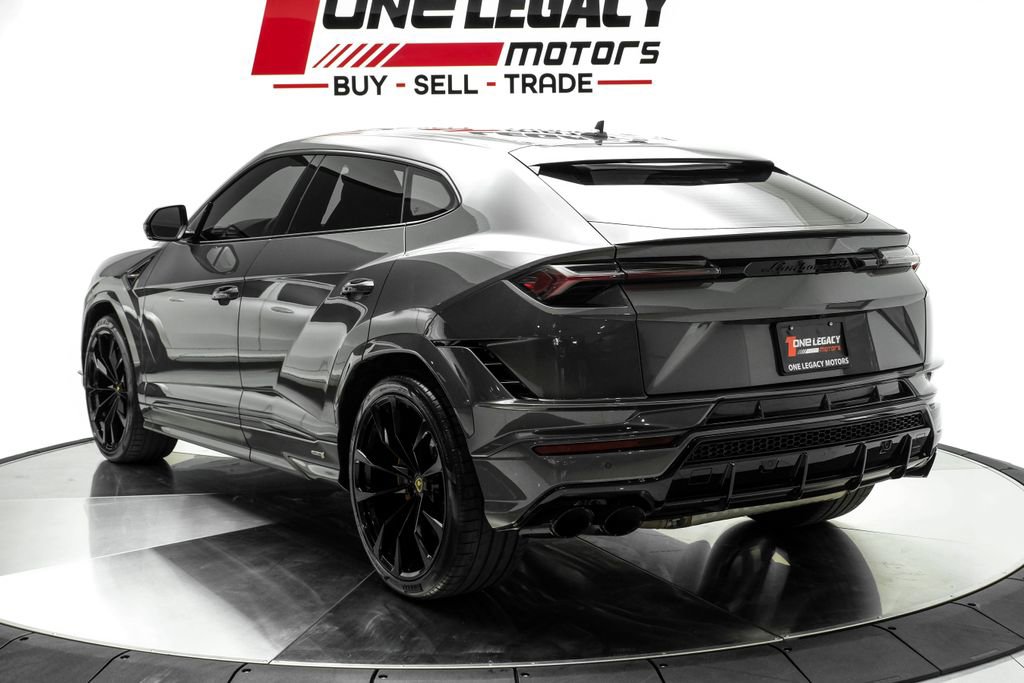 Used 2024 Lamborghini Urus S AWD/4WD image 11