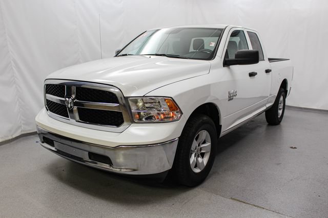 Used 2024 RAM 1500 Classic SLT AWD/4WD image 5