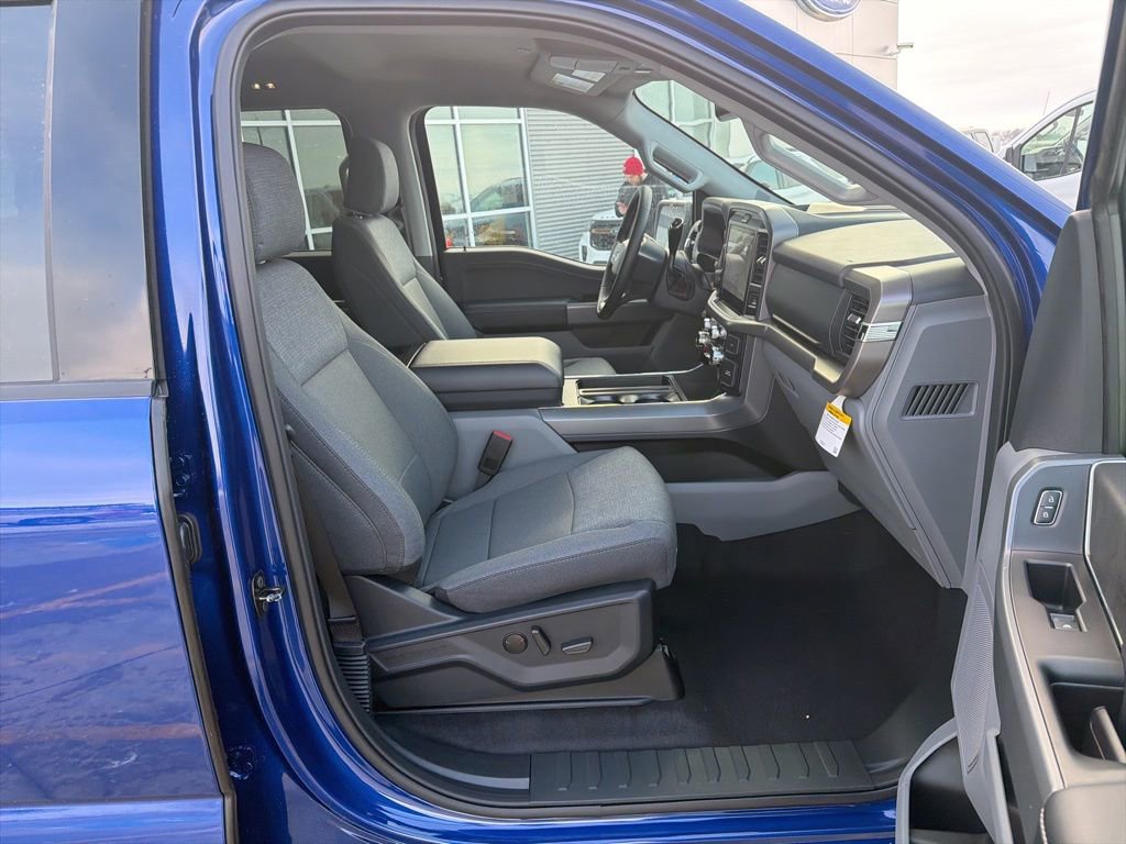 New 2026 Ford F150 XLT w/ Equipment Group 302A MID image 29