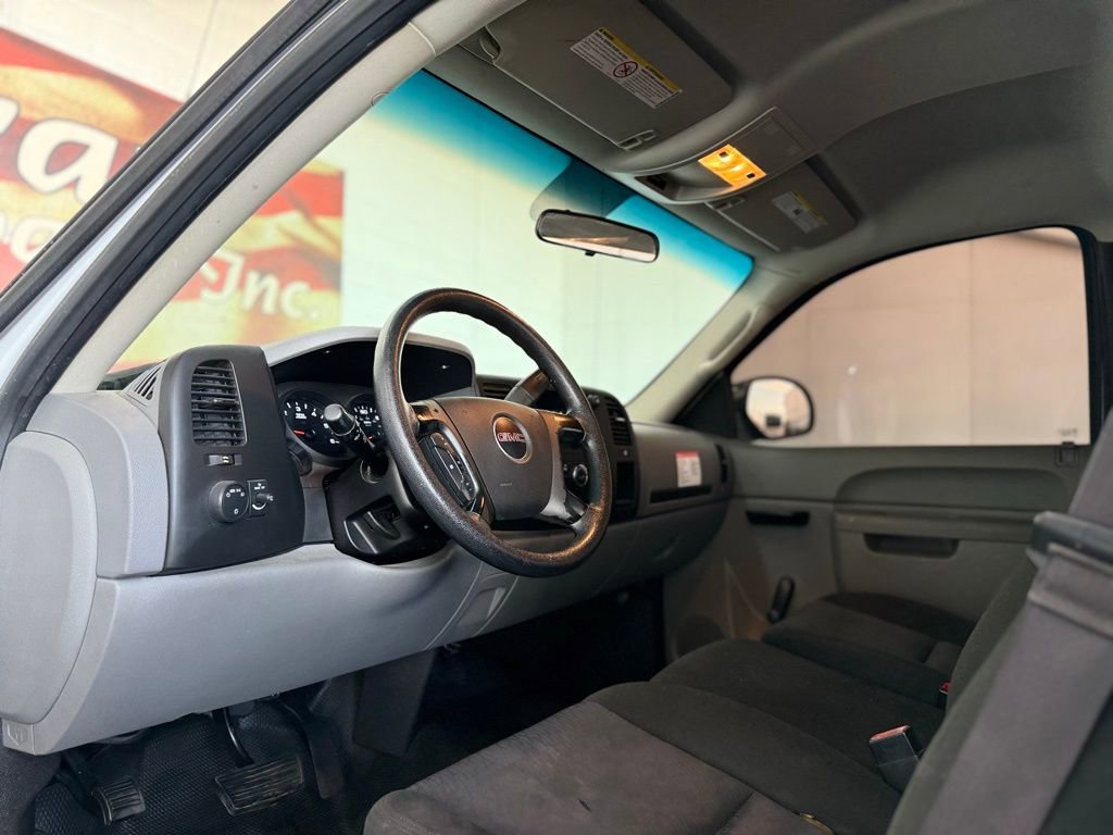 Used 2013 GMC Sierra 1500 W/T RWD image 18