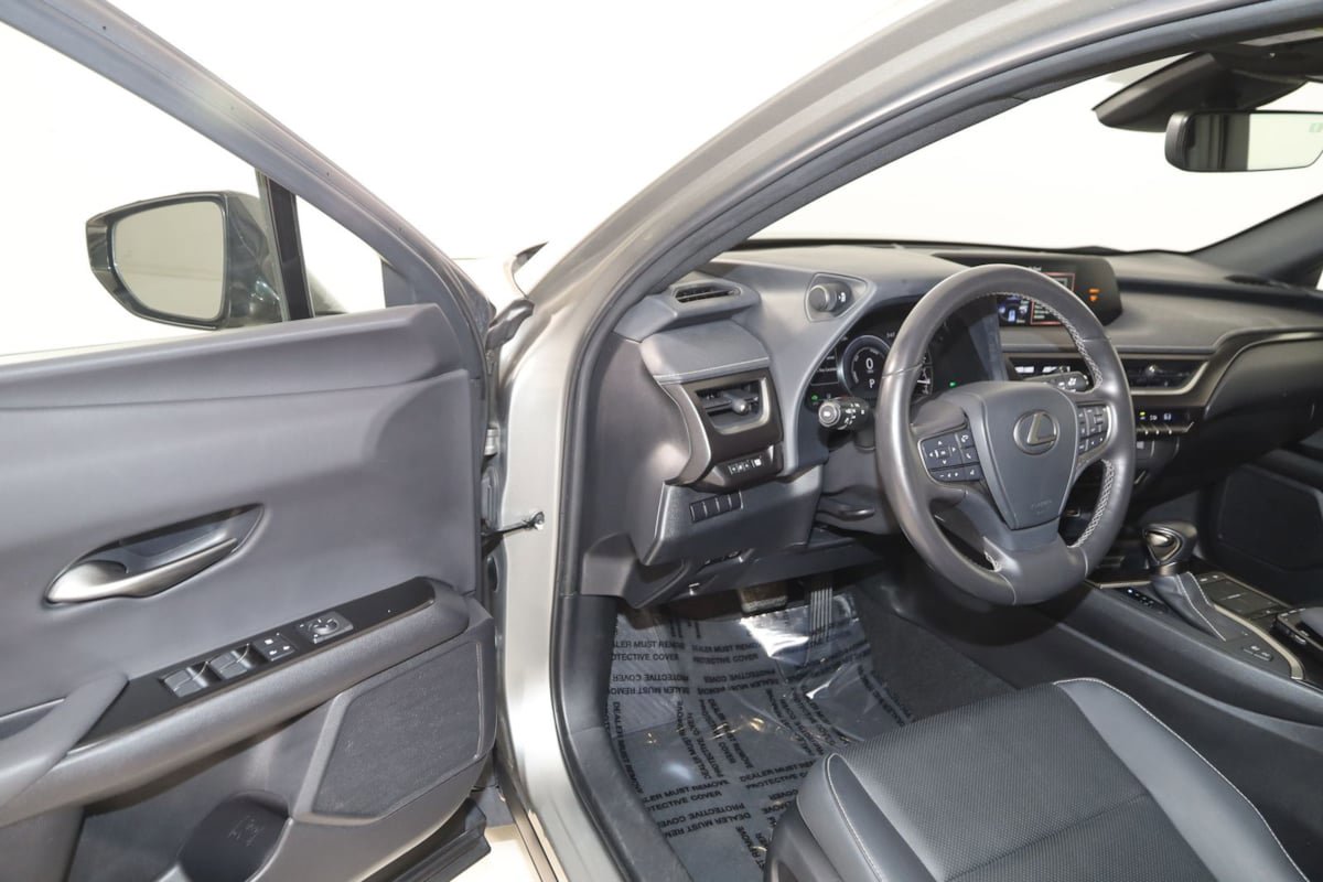 Used 2022 Lexus UX 250h w/ Premium Package AWD/4WD image 51
