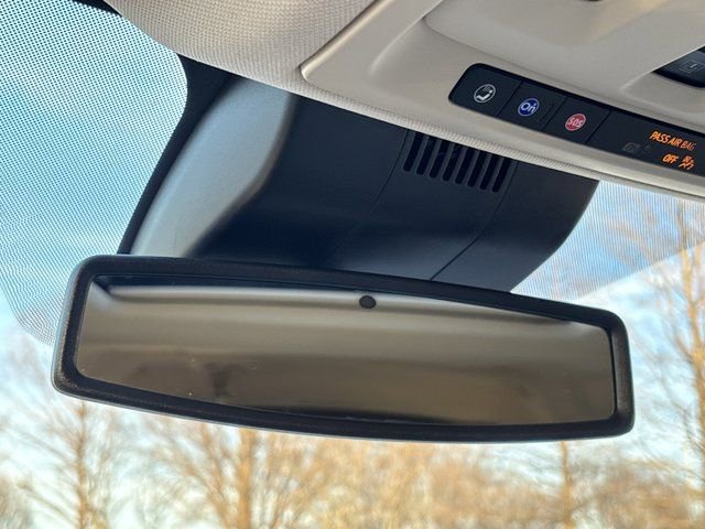 Used 2023 GMC Yukon XL Denali image 48