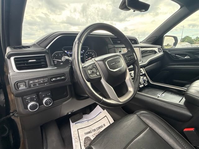 Used 2021 GMC Yukon Denali w/ Denali Premium Package AWD/4WD image 14
