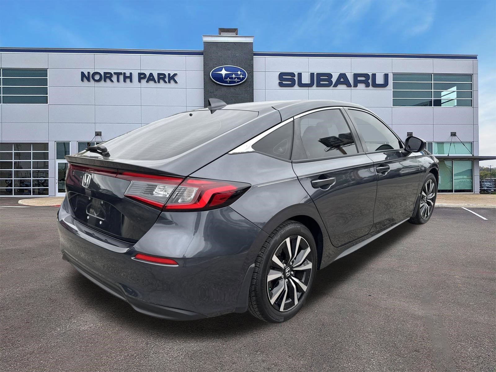 Used 2022 Honda Civic EX-L image 3