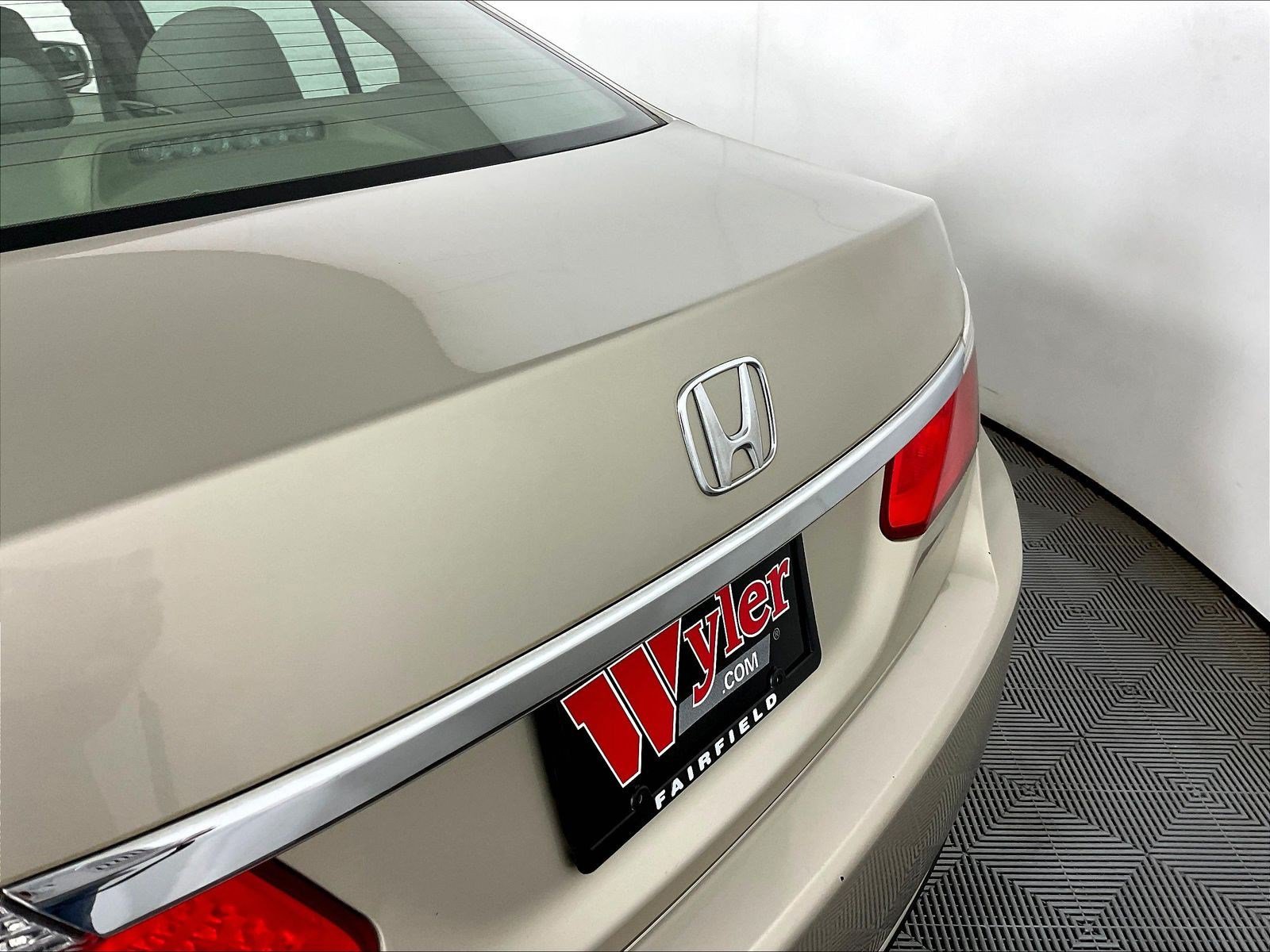 Used 2013 Honda Accord EX image 24