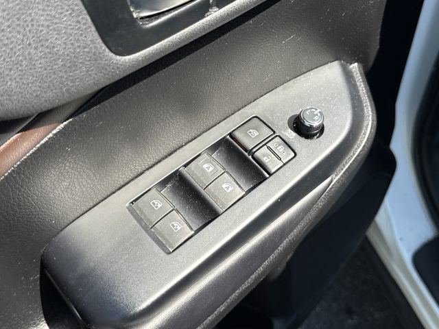 Used 2019 Toyota Highlander XLE AWD/4WD image 25