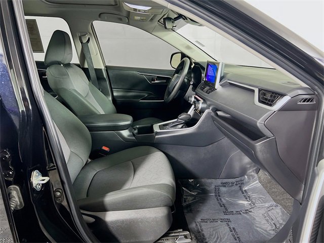 Used 2024 Toyota RAV4 XLE image 29