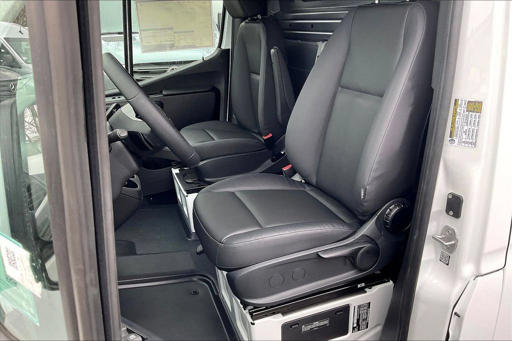 New 2026 Mercedes-Benz Sprinter 2500 image 8