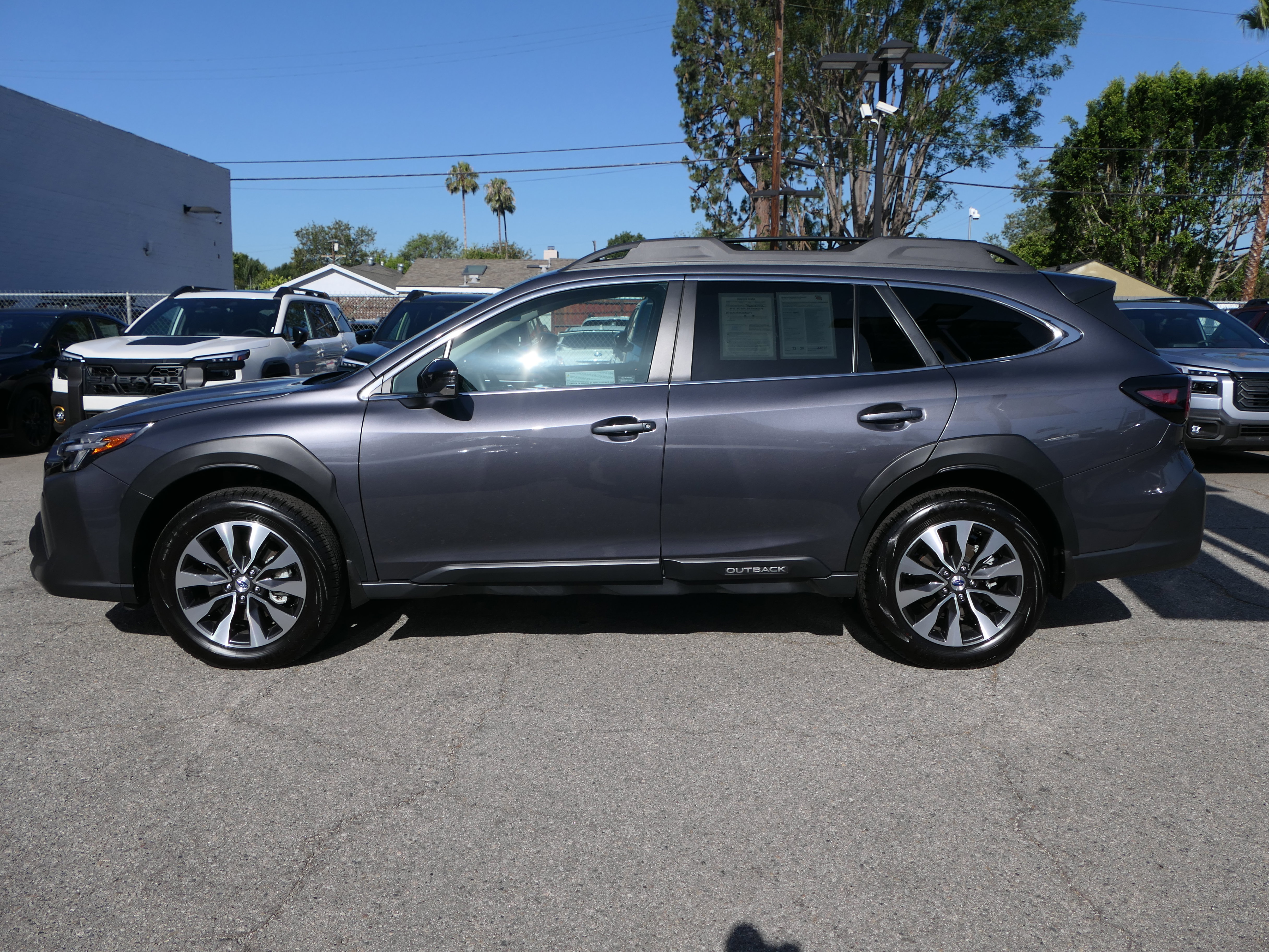 Certified 2025 Subaru Outback Limited XT AWD/4WD image 2