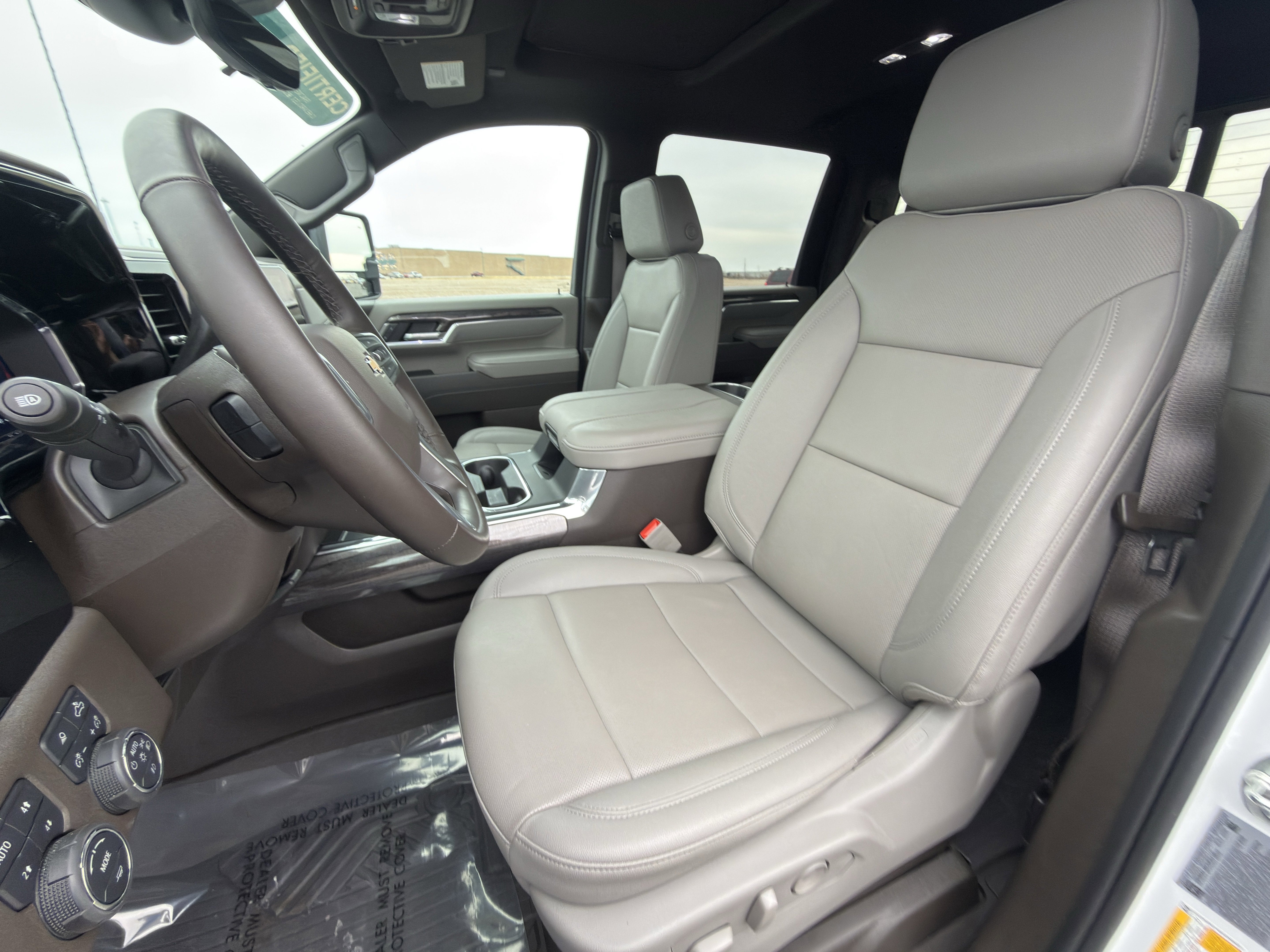 Certified 2025 Chevrolet Silverado 2500 LTZ w/ LTZ Plus Package image 12