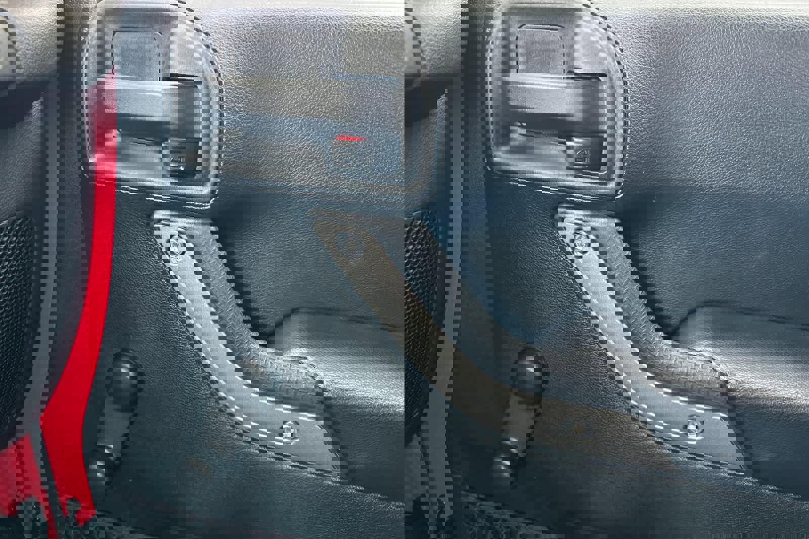 Used 2017 Jeep Wrangler Unlimited Sport image 19