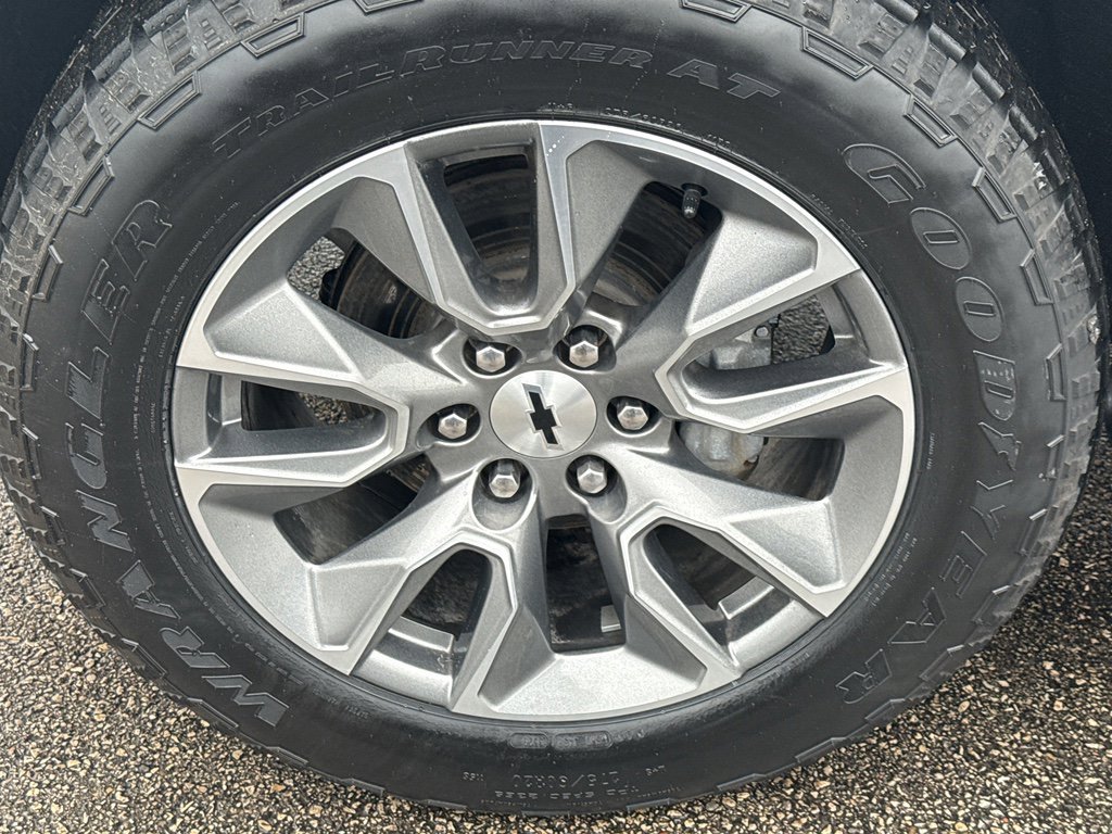 Used 2021 Chevrolet Silverado 1500 RST w/ Z71 Off-Road Package image 11