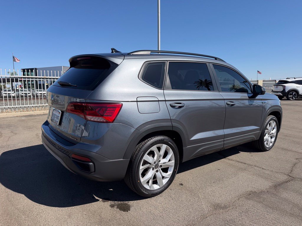 Used 2023 Volkswagen Taos S AWD/4WD image 6