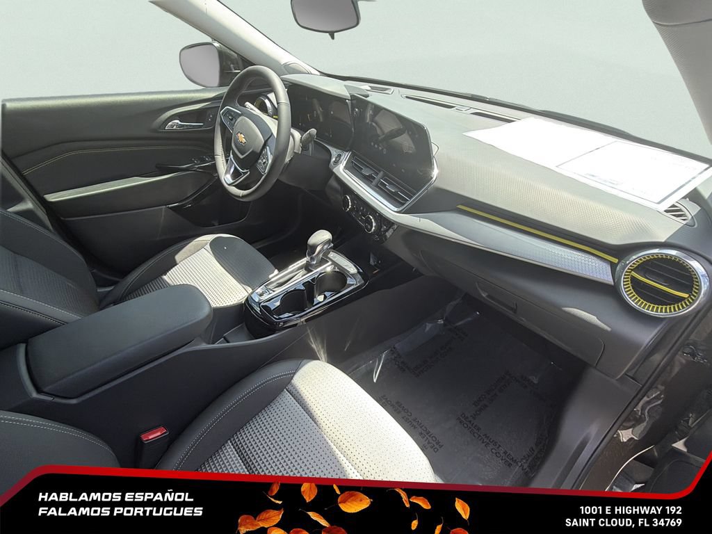 Used 2024 Chevrolet Trax LT w/ Driver Confidence Package FWD image 29