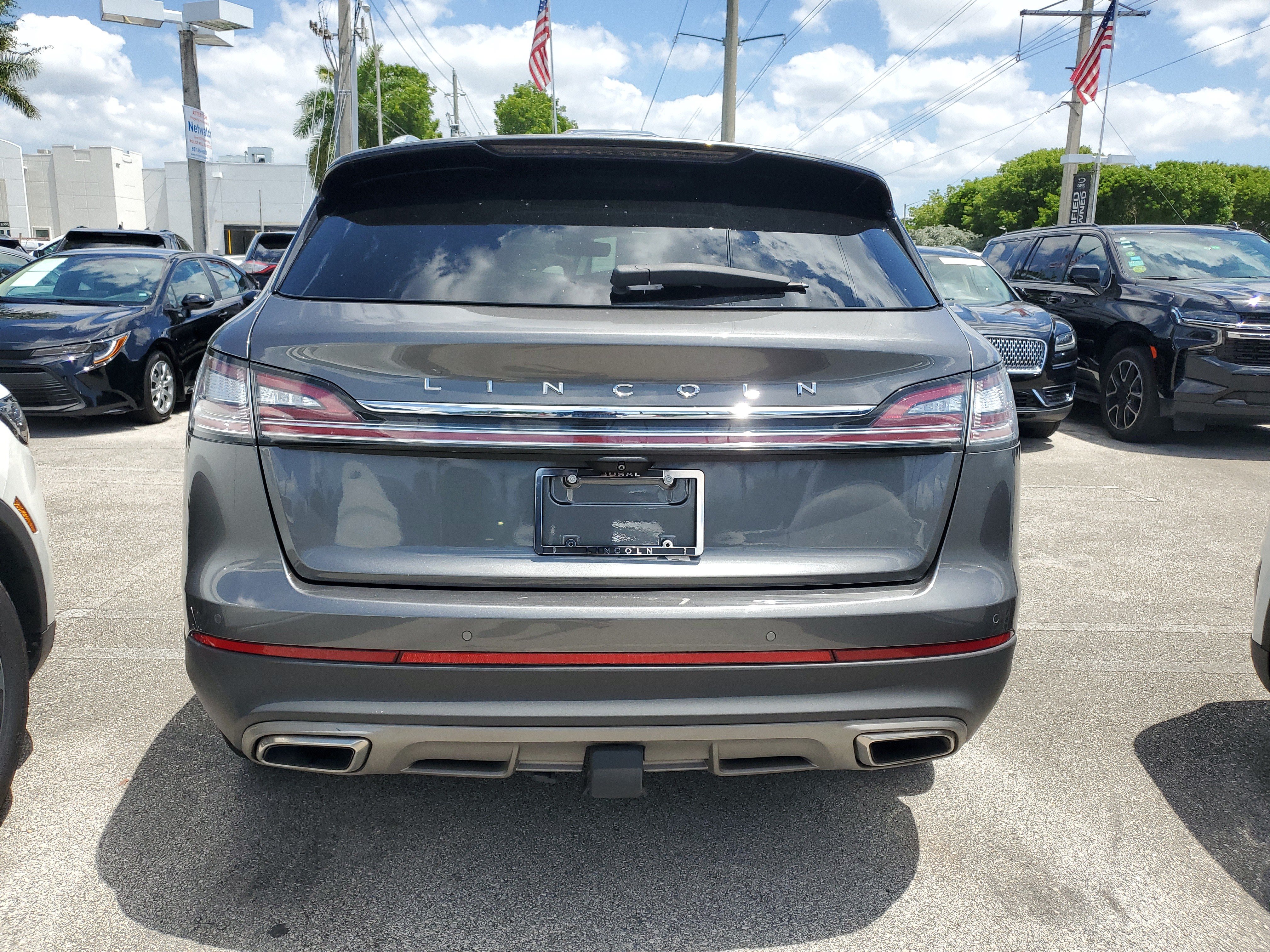 Used 2021 Lincoln Nautilus Reserve w/ Class II Trailer Tow Package FWD image 4