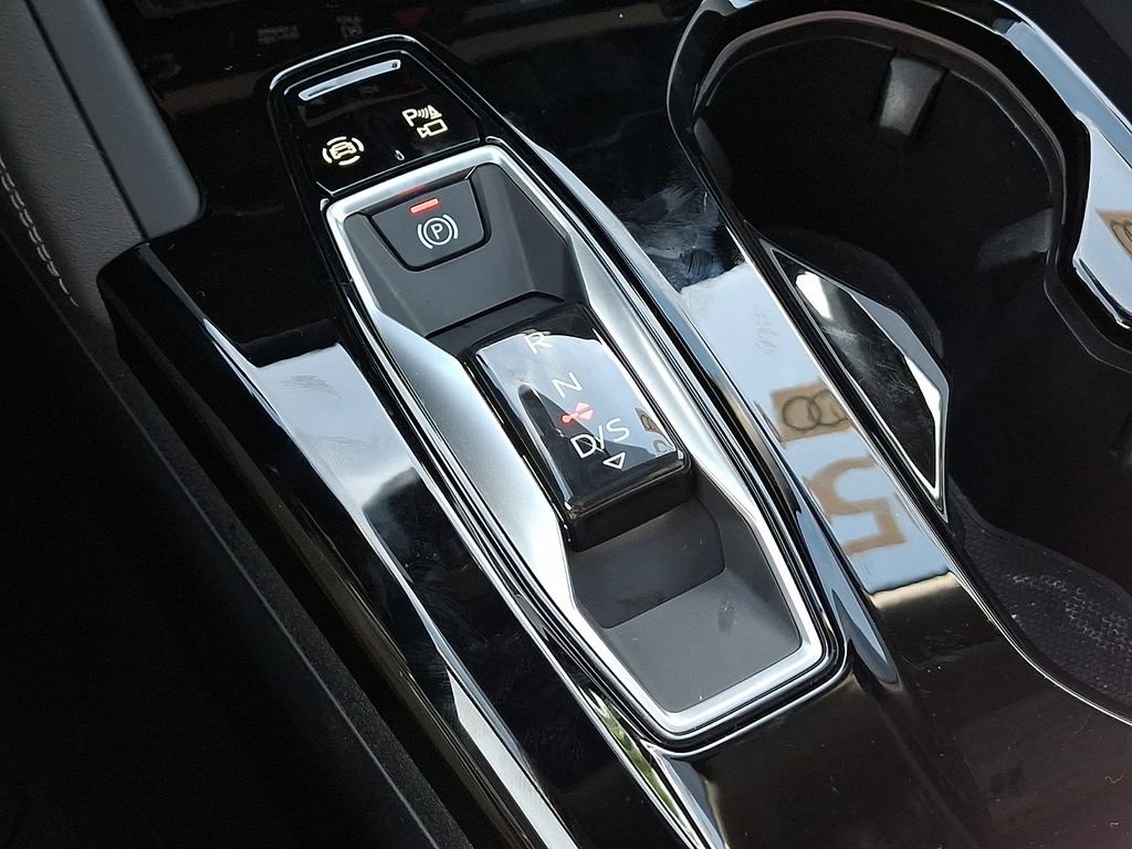 Certified 2025 Audi Q5 Prestige AWD/4WD image 21