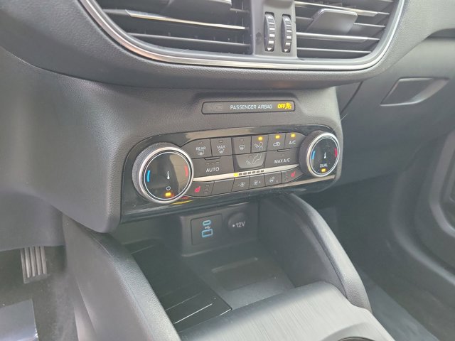 Used 2022 Ford Escape Titanium w/ Titanium Elite Package image 31