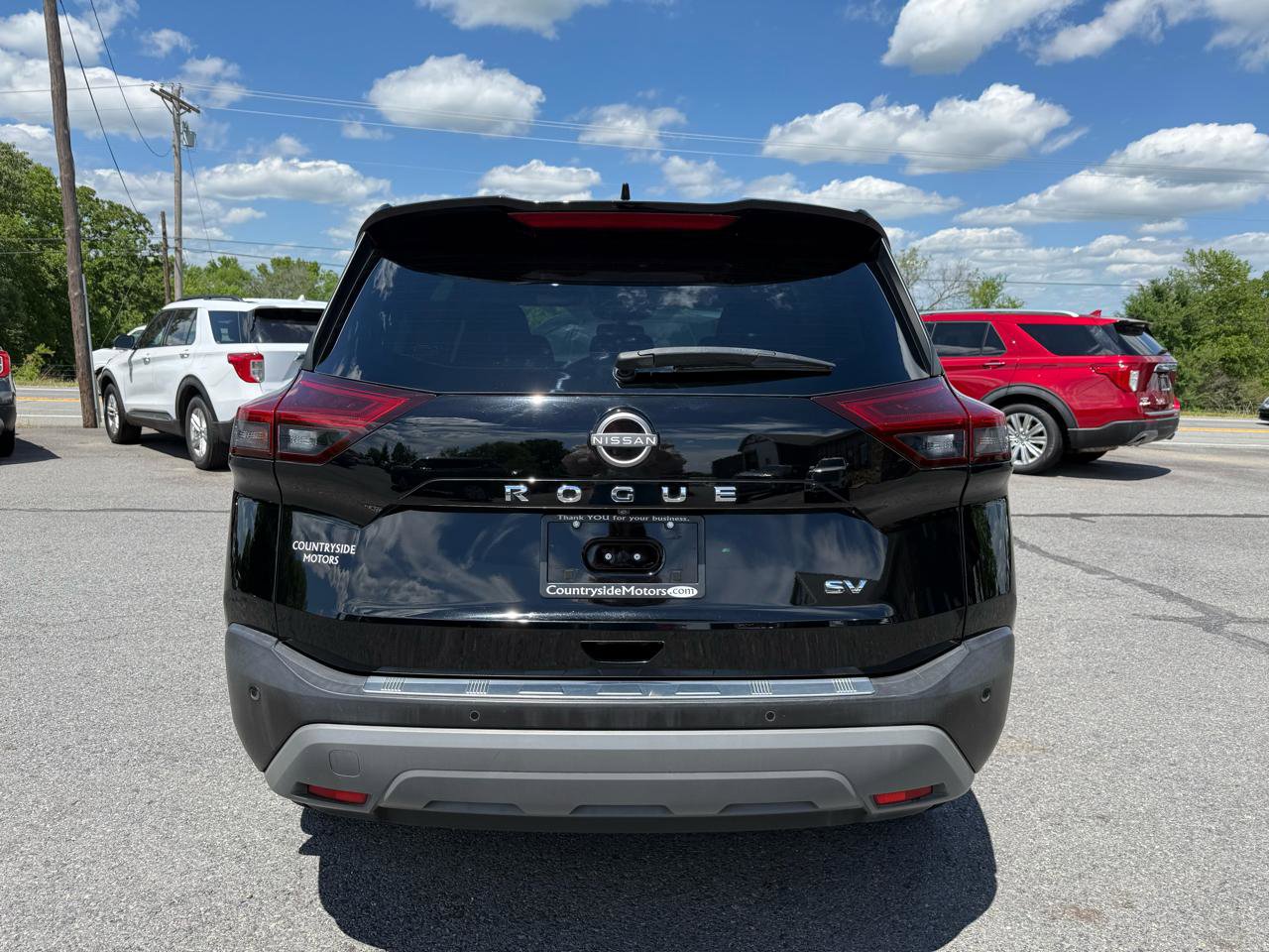 Used 2023 Nissan Rogue SV FWD image 5