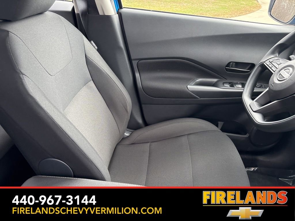 Used 2025 Nissan Kicks Play S image 28